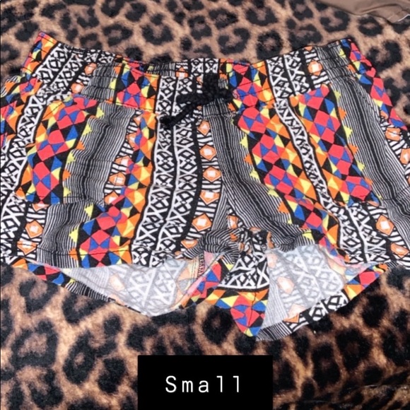 Aztec Shorts - Picture 2 of 2